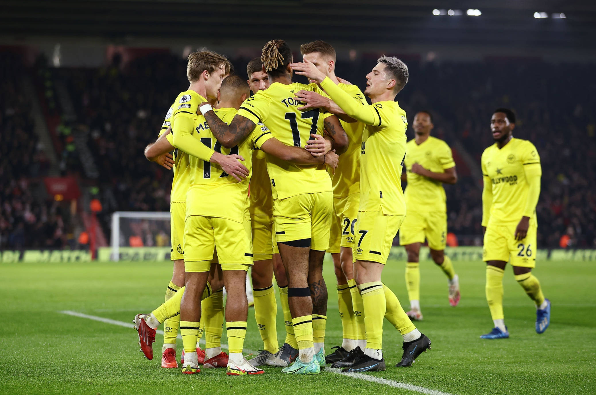 进而做出了 进而做出了